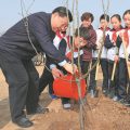 Xi hopes tree planting will flourish