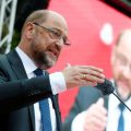 Schulz offers vice-chancellorship to Merkel if he wins in German election