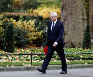 British Brexit minister offers parliament new vote on any Brexit deal