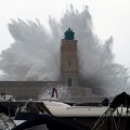 Heavy snow, high winds wreak havoc across Europe
