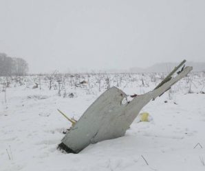 Russian airliner crashes moments after takeoff, killing 71